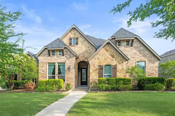 116 Water Garden DR,  Waxahachie,  TX 75165