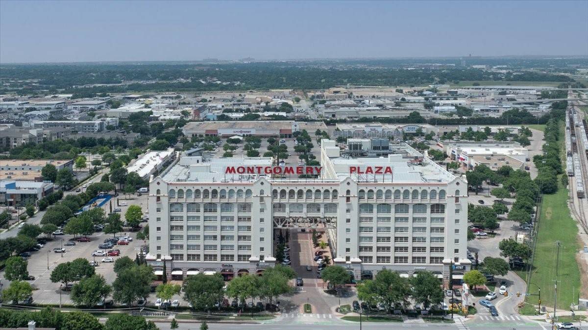 Fort Worth, TX 76107,2600 W 7th ST #2532