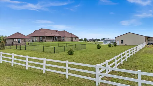 Lindale, TX 75771,23151 Champion DR