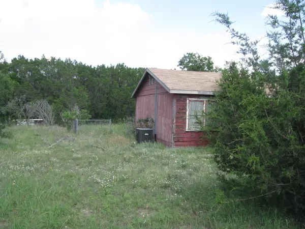 Evant, TX 76525,436 N Fm 183