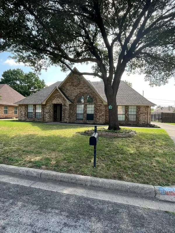 North Richland Hills, TX 76180,5620 Guadalajara DR