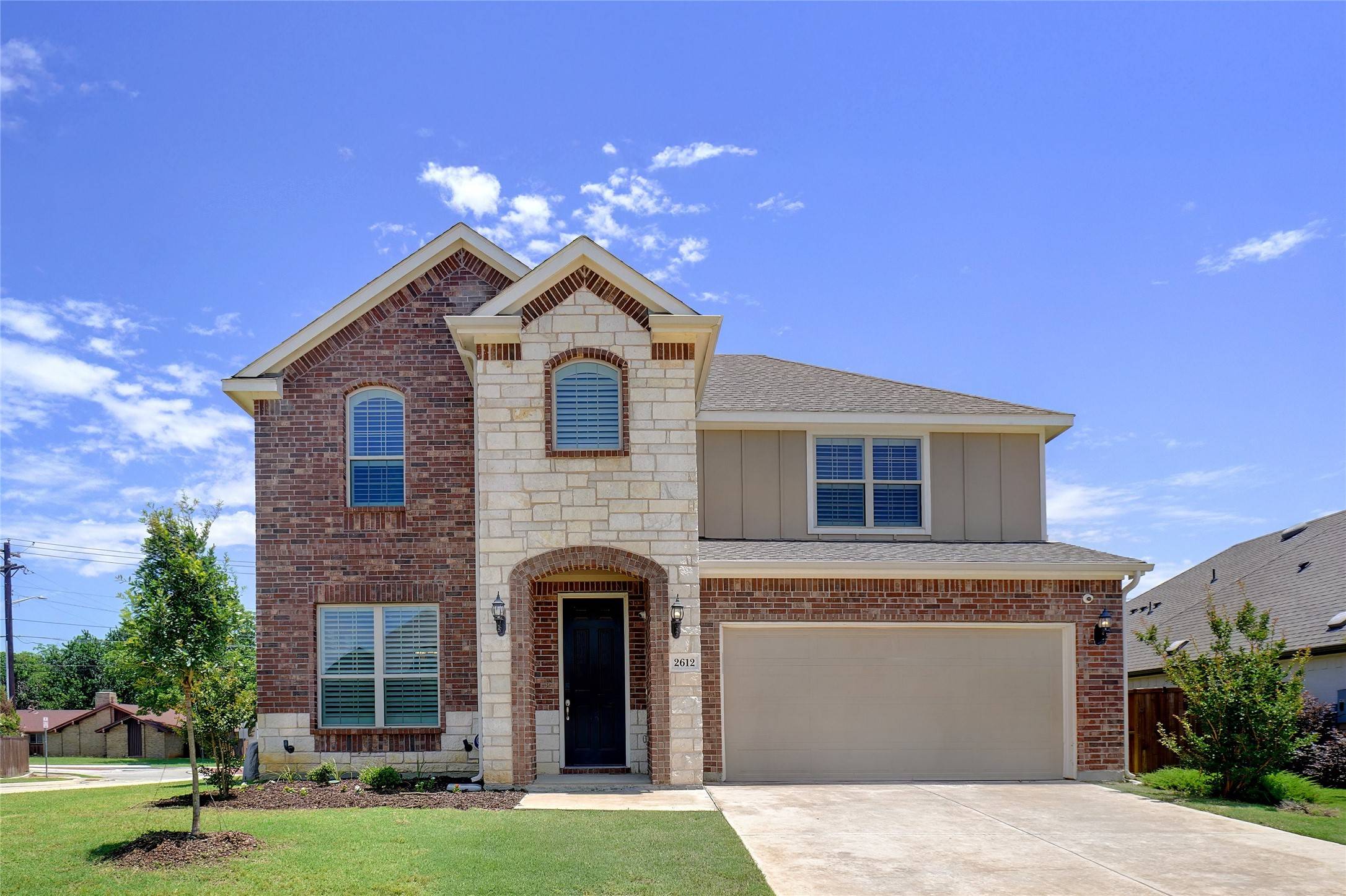 2612 Dancing Flame DR, Denton, TX 76201
