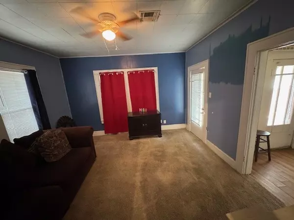 Waco, TX 76708,1806 Live Oak AVE