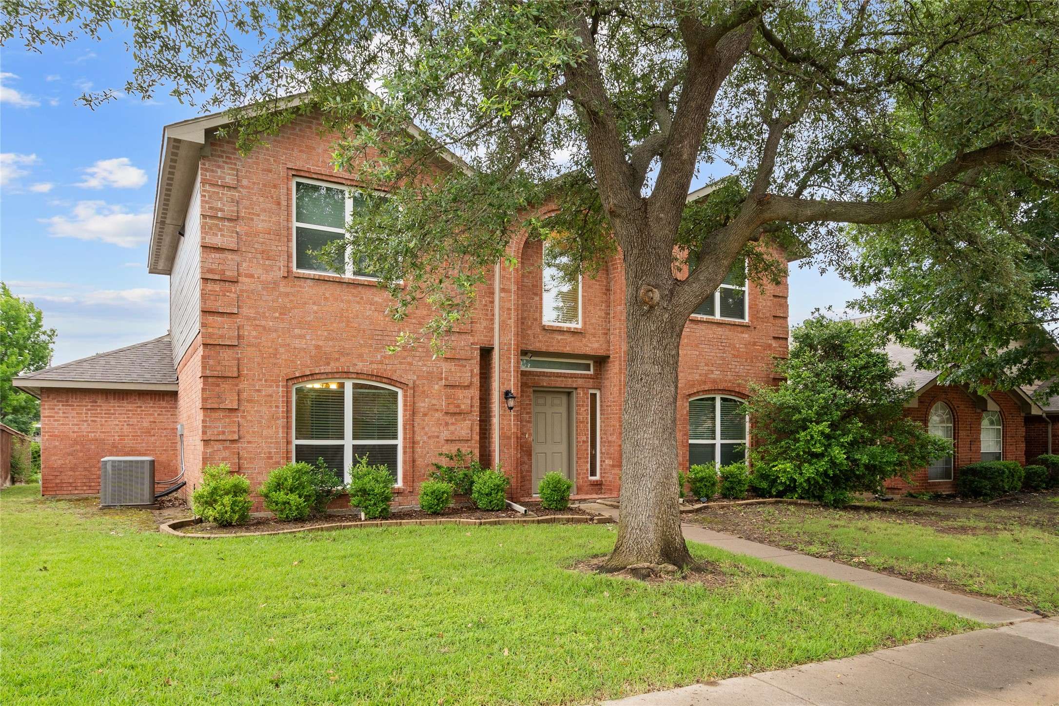 Frisco, TX 75035,8208 Burleigh ST