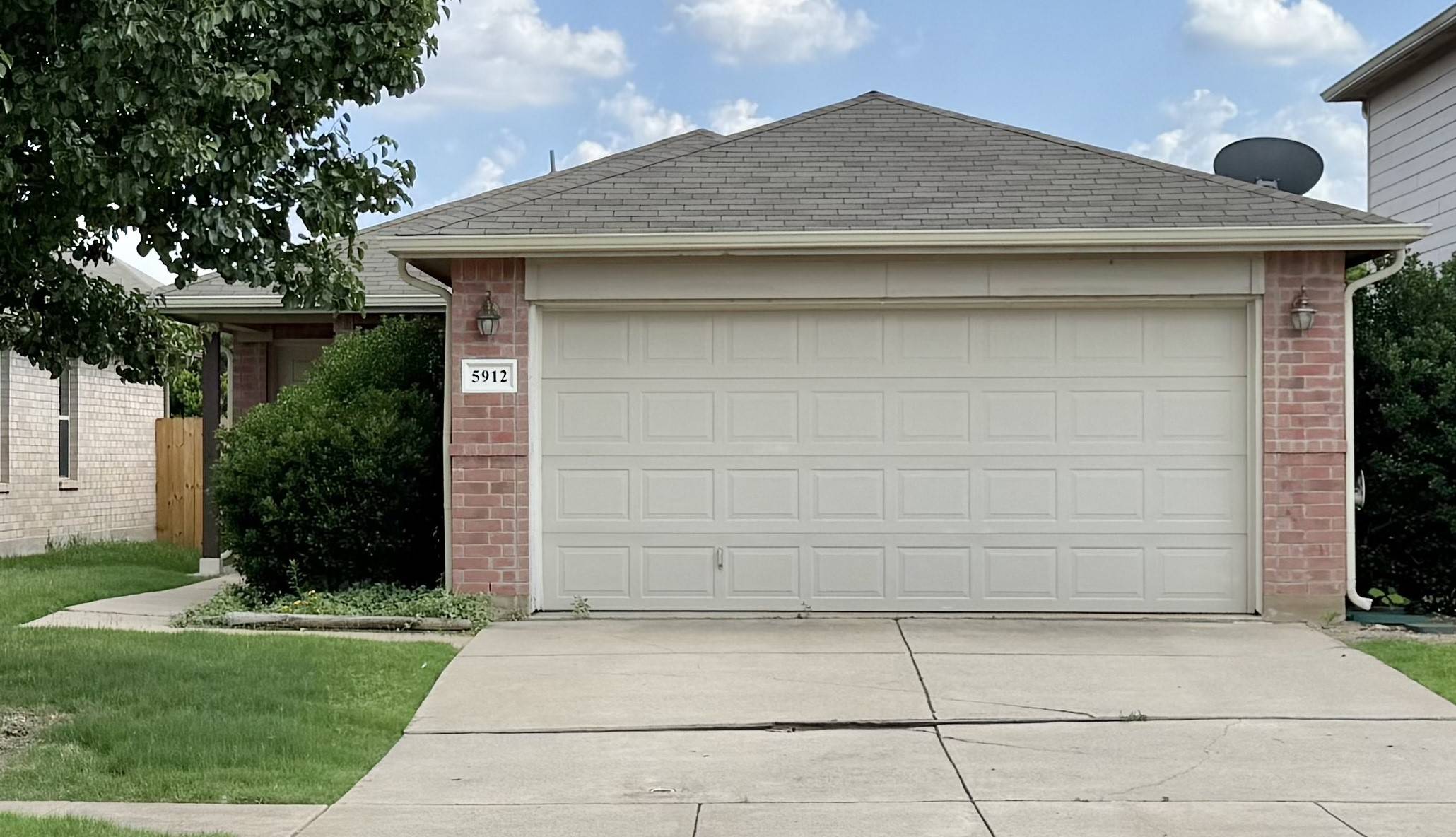5912 Ridge Lake DR, Fort Worth, TX 76244