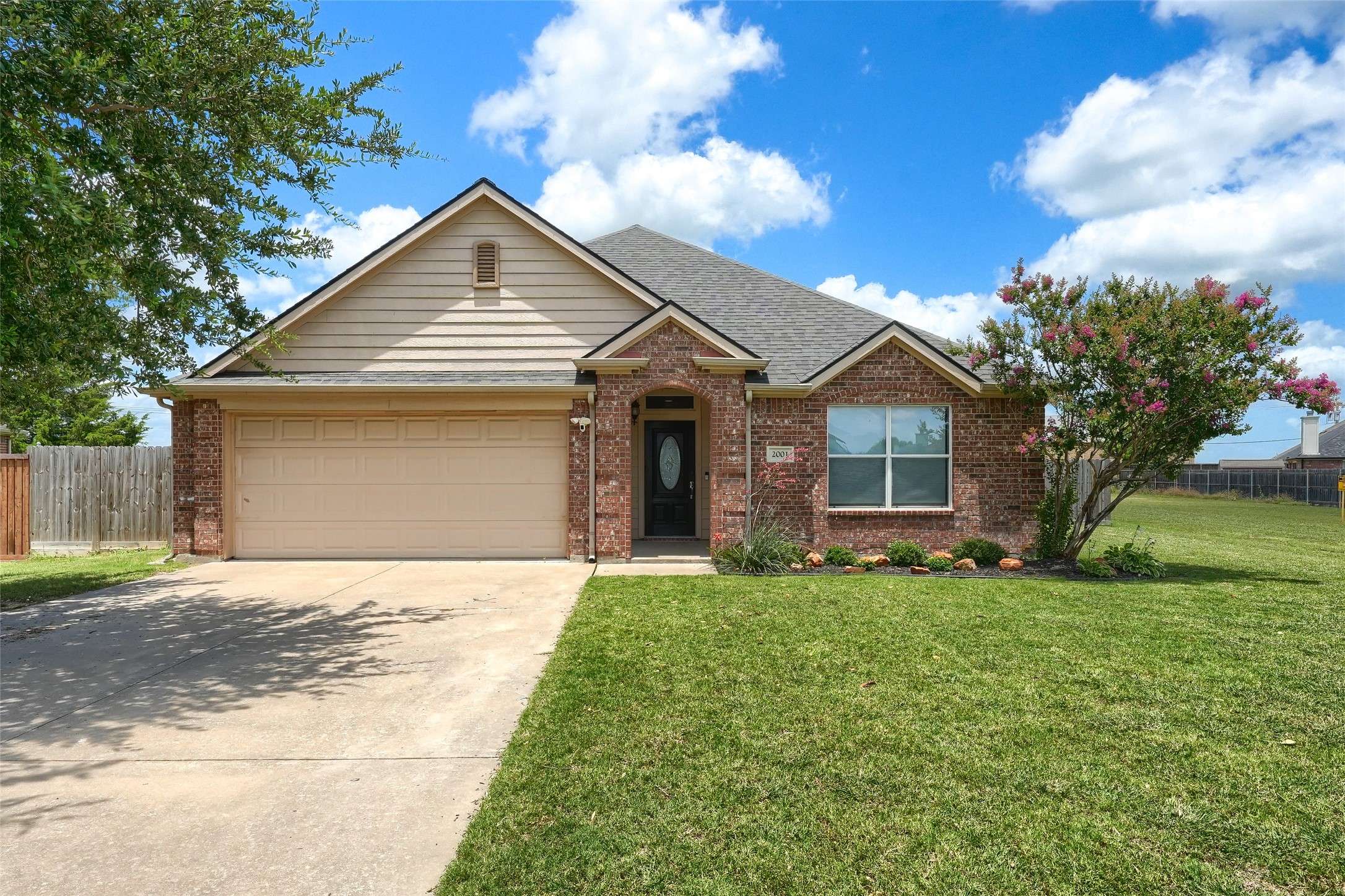 2001 Wild Turkey DR, Midlothian, TX 76065
