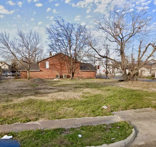 2007 Nomas ST, Dallas, TX 75212