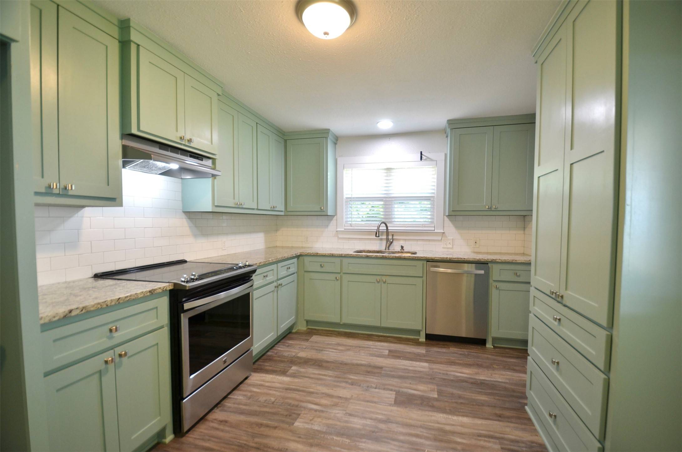 Canton, TX 75103,557 E Elm ST