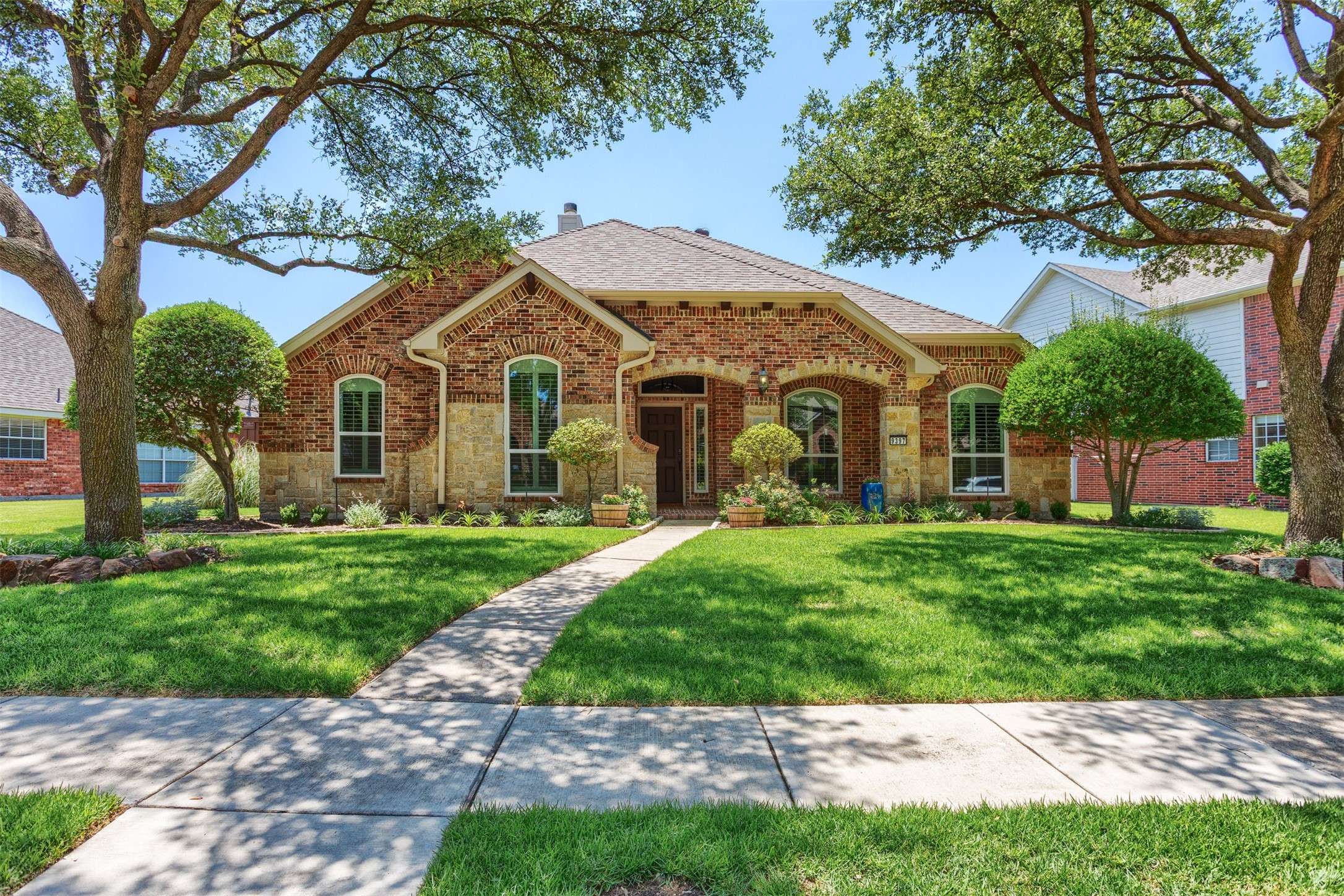 9397 Windmill PT, Frisco, TX 75033