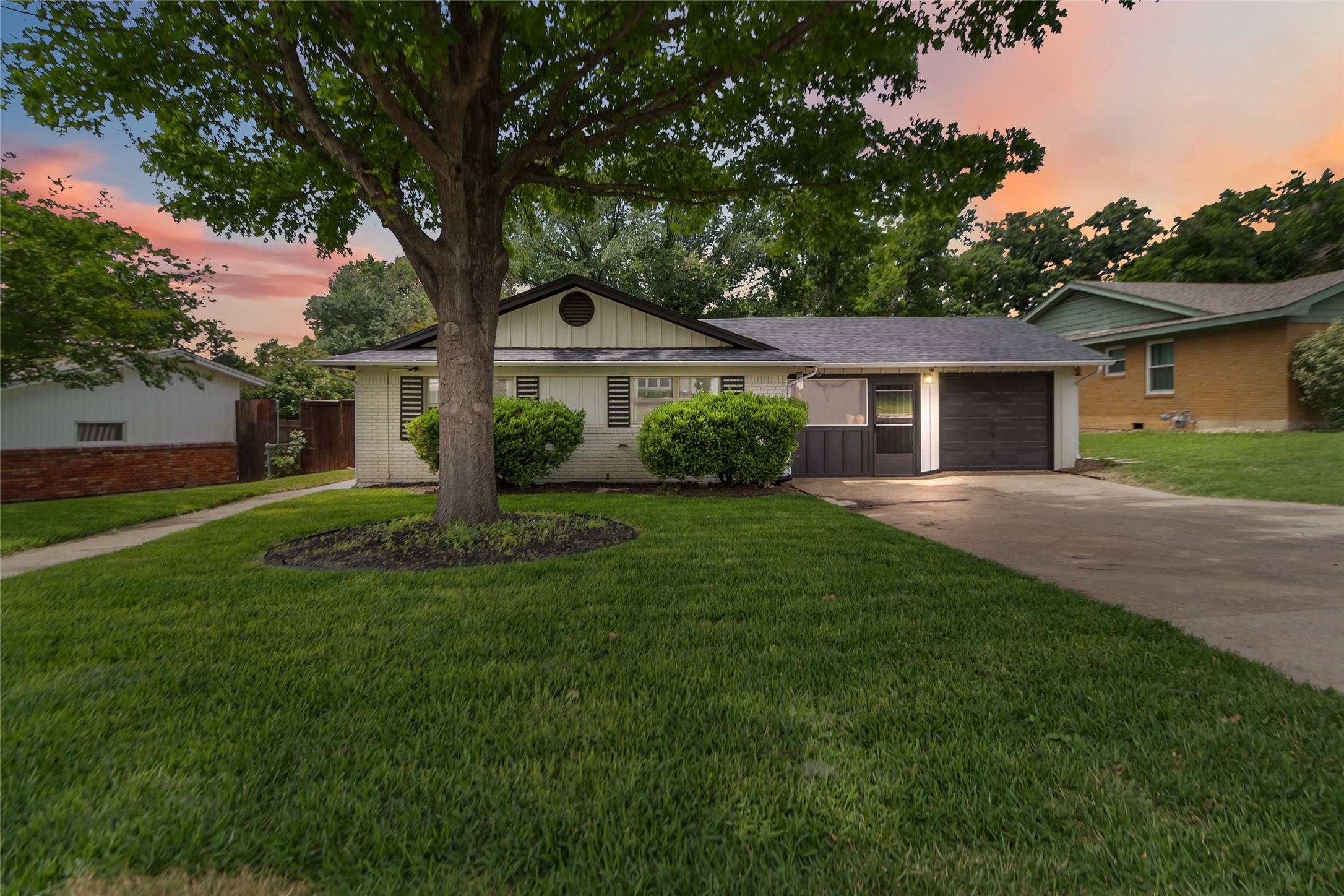 4912 Odessa AVE, Fort Worth, TX 76133