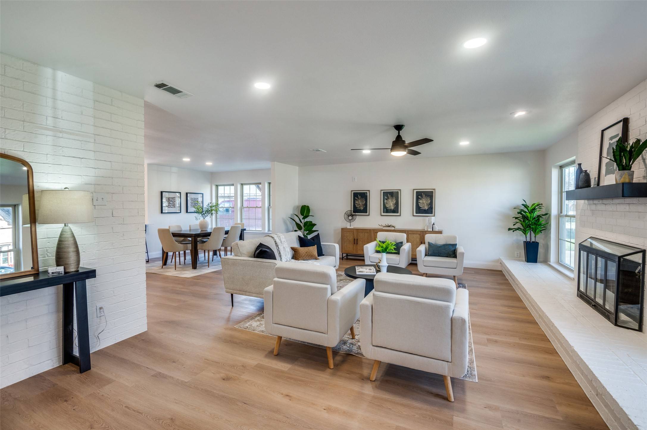 Grapevine, TX 76051,2028 Casa Loma CT
