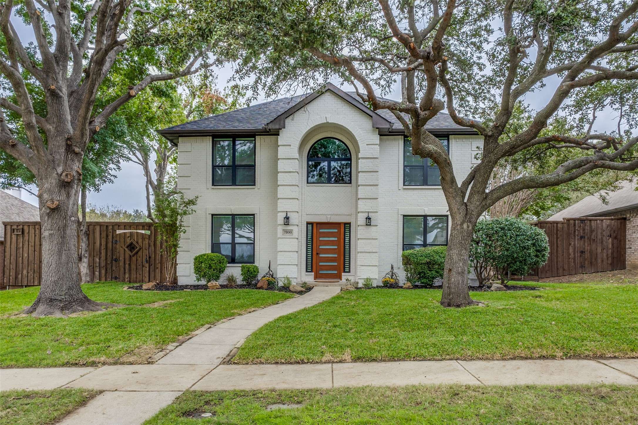 7800 Glenoaks DR, Frisco, TX 75034