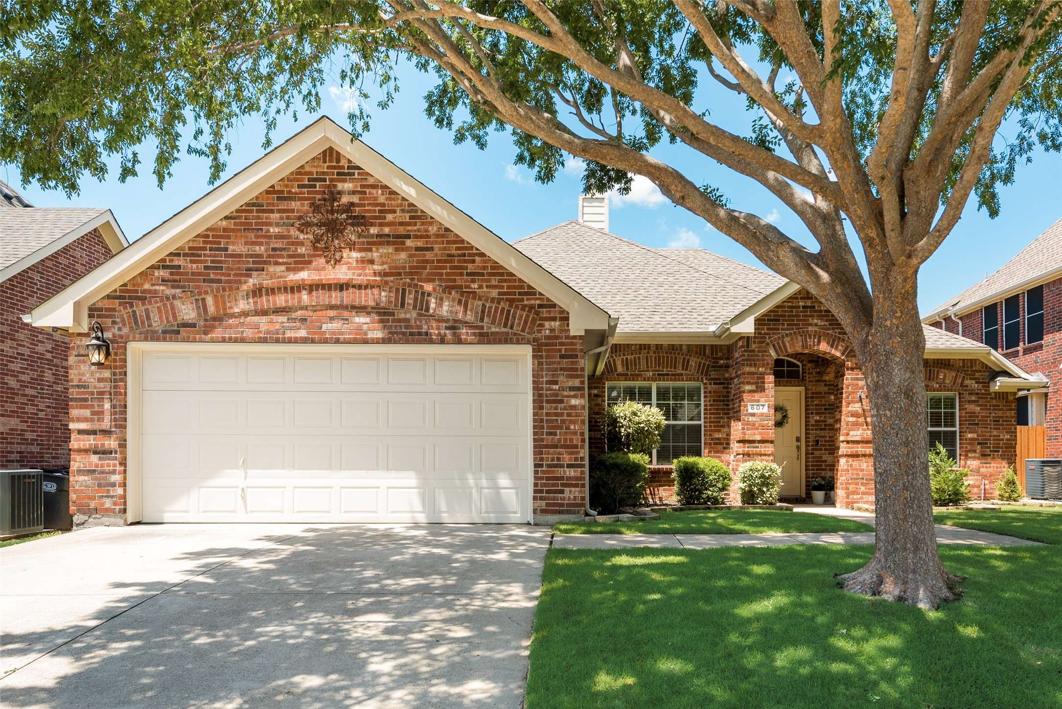 607 Crockett DR, Lavon, TX 75166