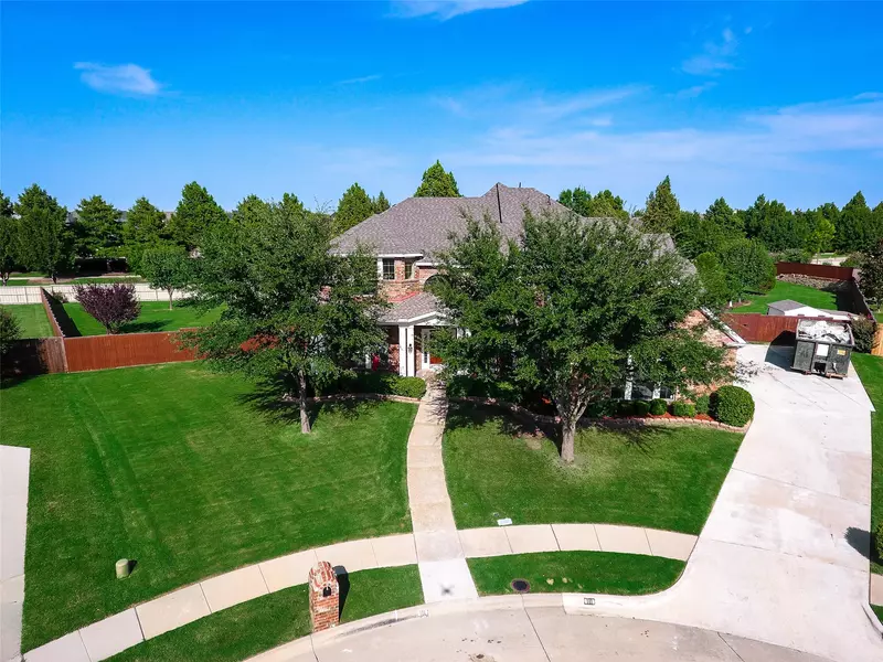 8116 Yellowstone DR, Mckinney, TX 75072