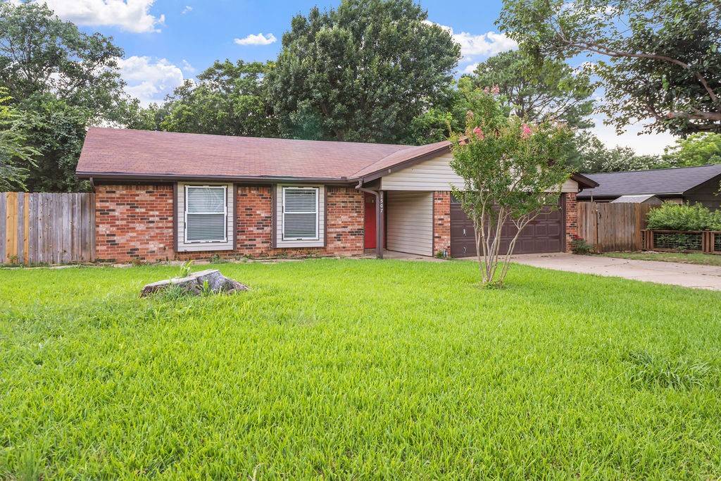 Grapevine, TX 76051,1507 Cimarron TRL