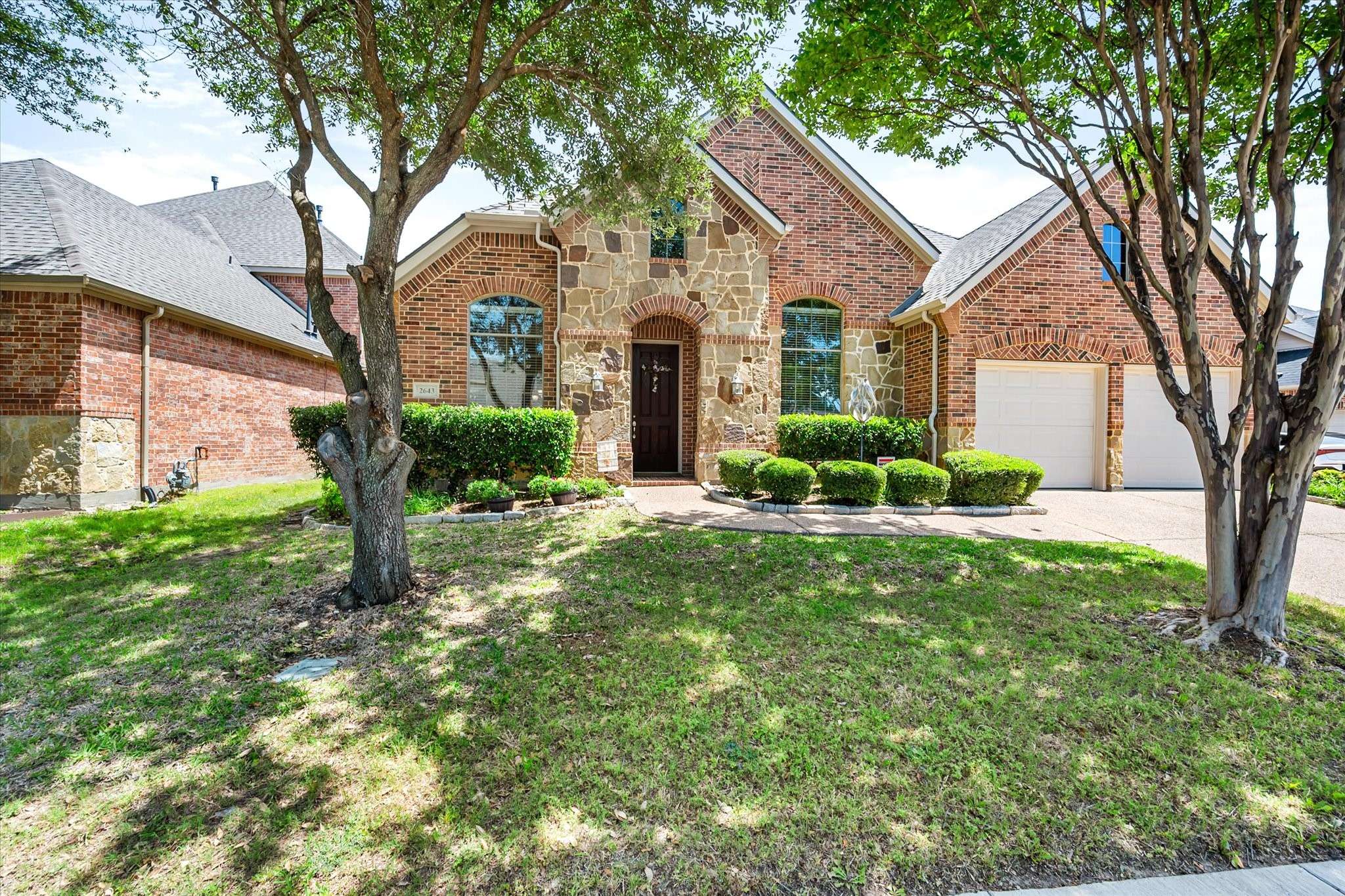 2643 Bridgewater DR, Grand Prairie, TX 75054