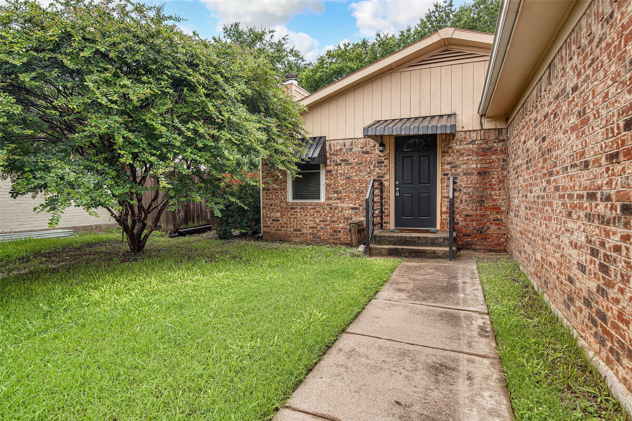 Mansfield, TX 76063,502 Circleview DR