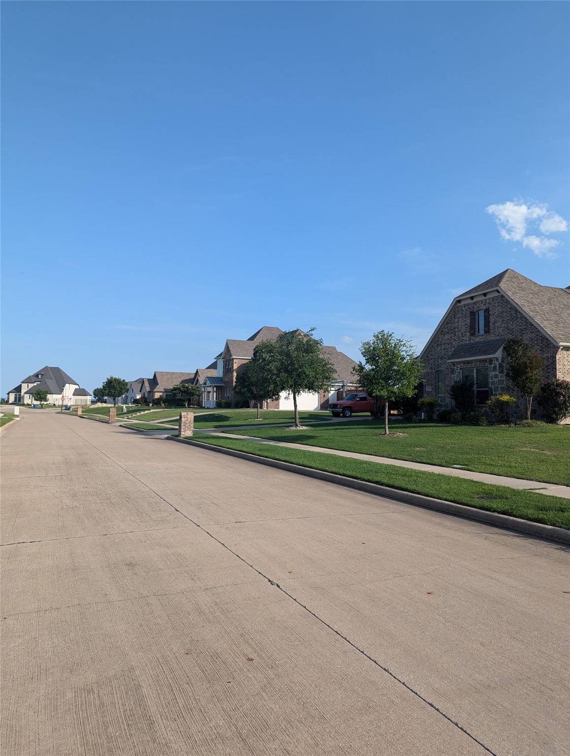 Gunter, TX 75058,1129 MACGREGOR LN