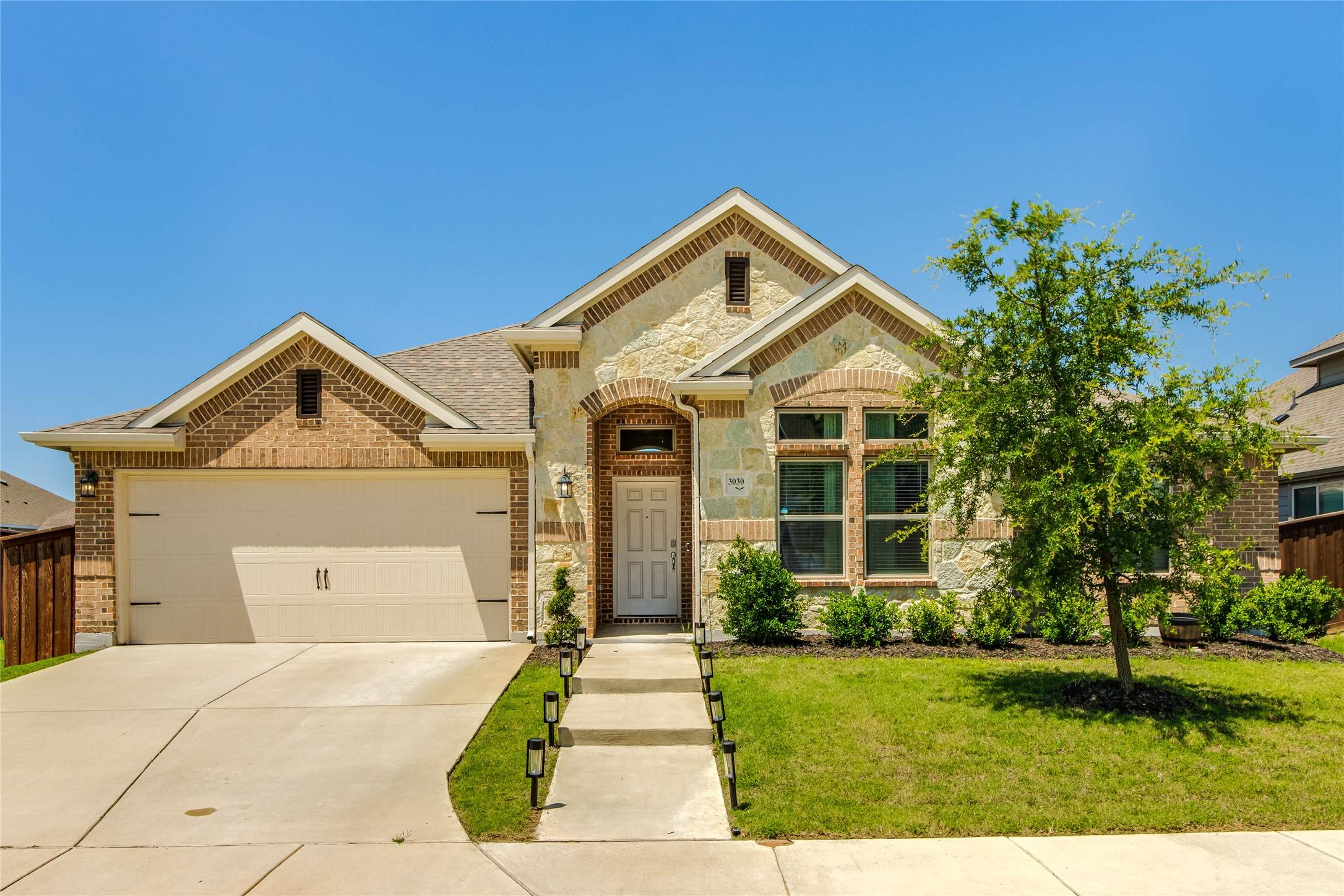 3030 Dew Drop DR, Royse City, TX 75189