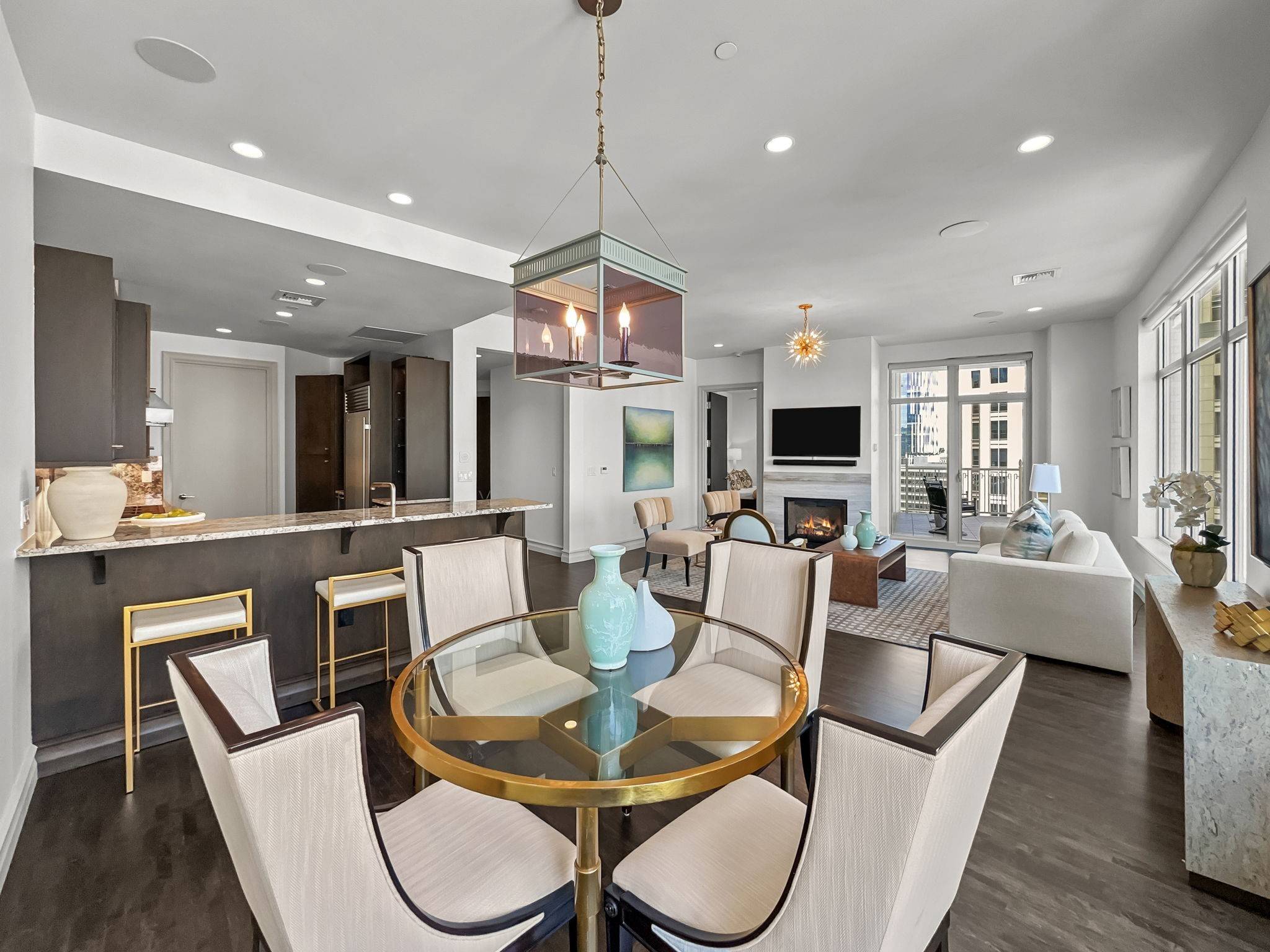 Dallas, TX 75201,2555 N Pearl ST #1204