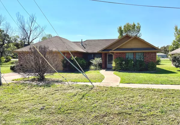 505 E Broad ST, Forney, TX 75126