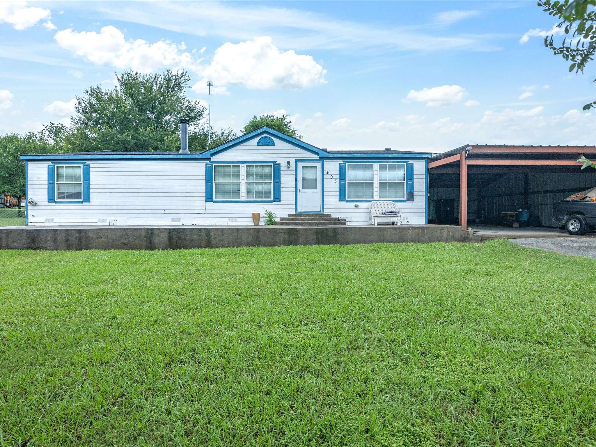403 SE County Road 3048C, Corsicana, TX 75109