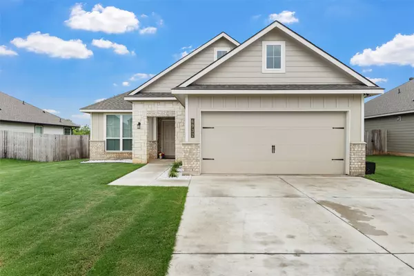6932 Sulphur CT, China Spring, TX 76633