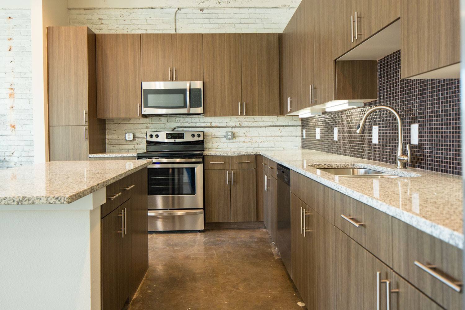 801 W Vickery BLVD #210, Fort Worth, TX 76104