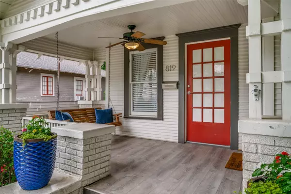 Dallas, TX 75223,819 Parkview AVE