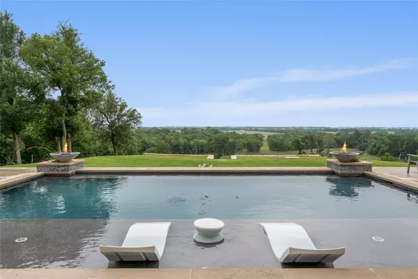 Bartlett, TX 76511,19102 Post Oak RD