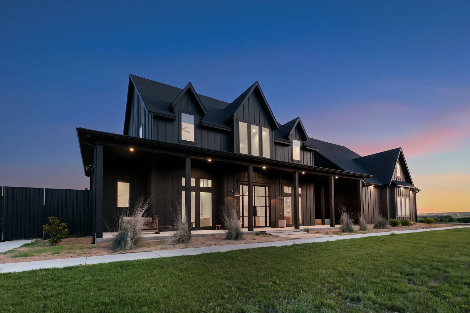 15313 Margarita CT, Lipan, TX 76462