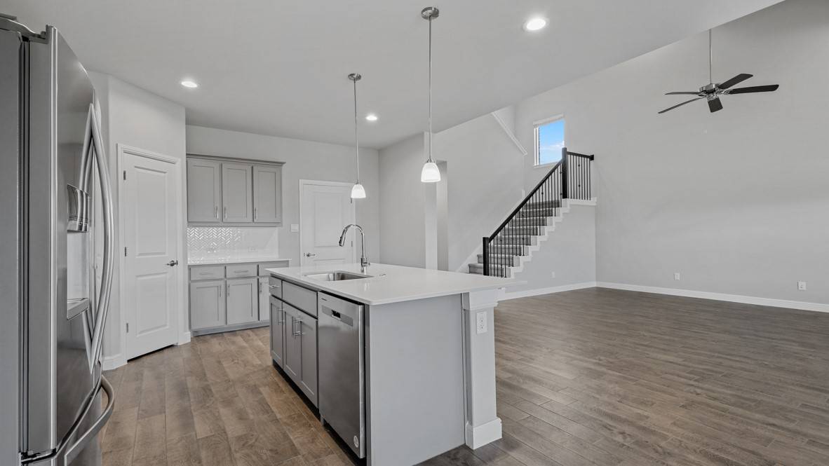 Mansfield, TX 76063,1404 LEONARD CT