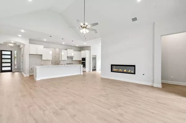 Waxahachie, TX 75165,1887 Silver Birch RD