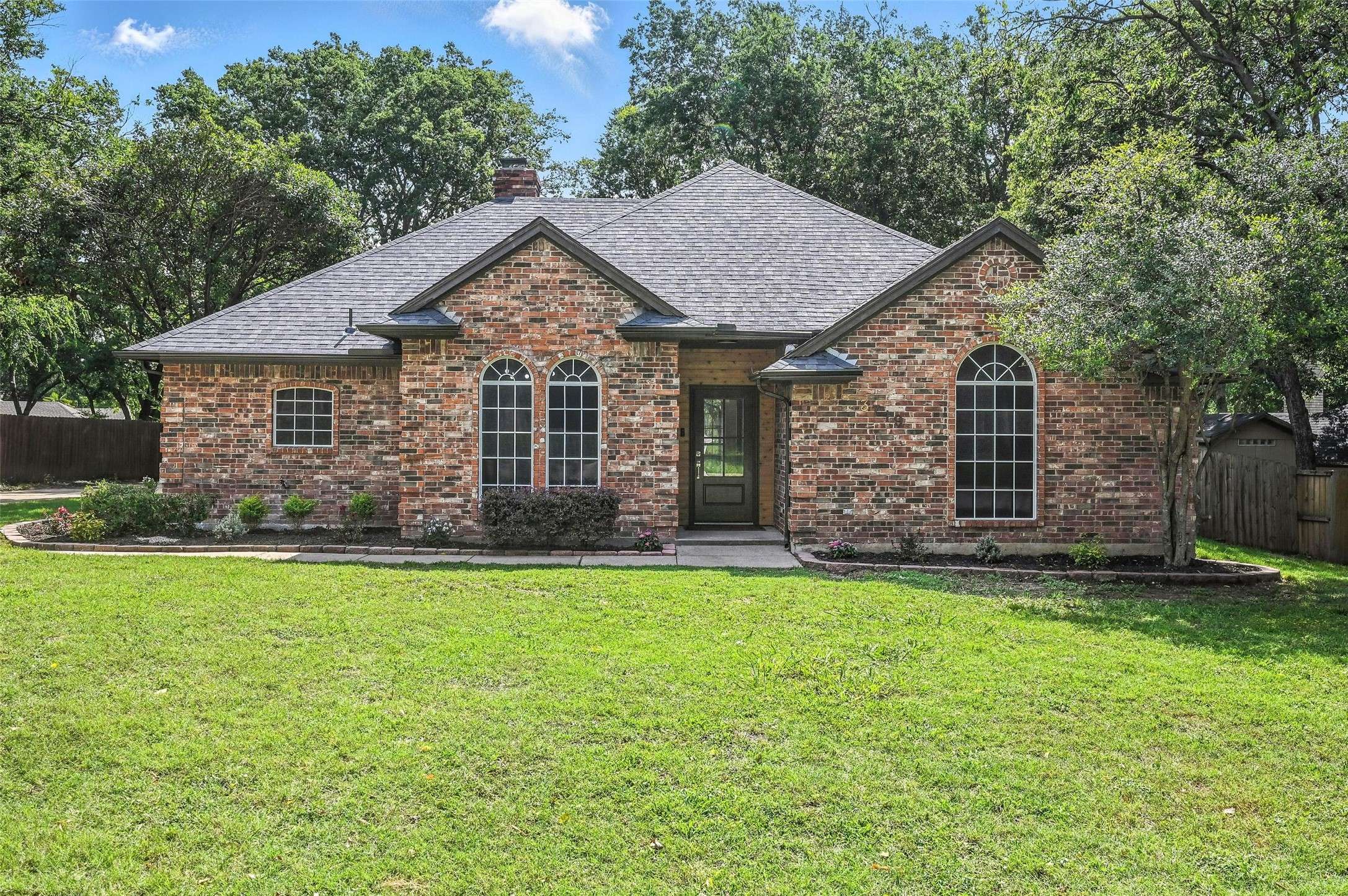 Grand Prairie, TX 75052,3719 Dahlia DR