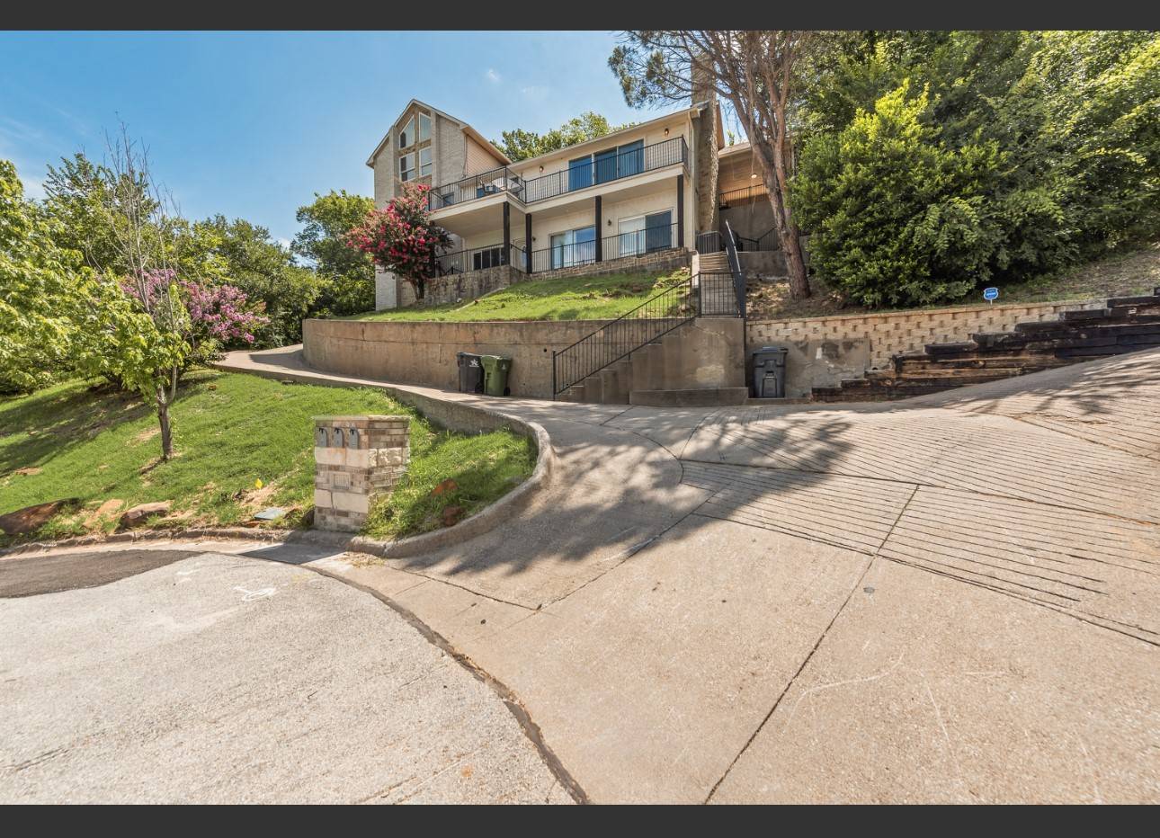 1803 Old Oak, Arlington, TX 76012