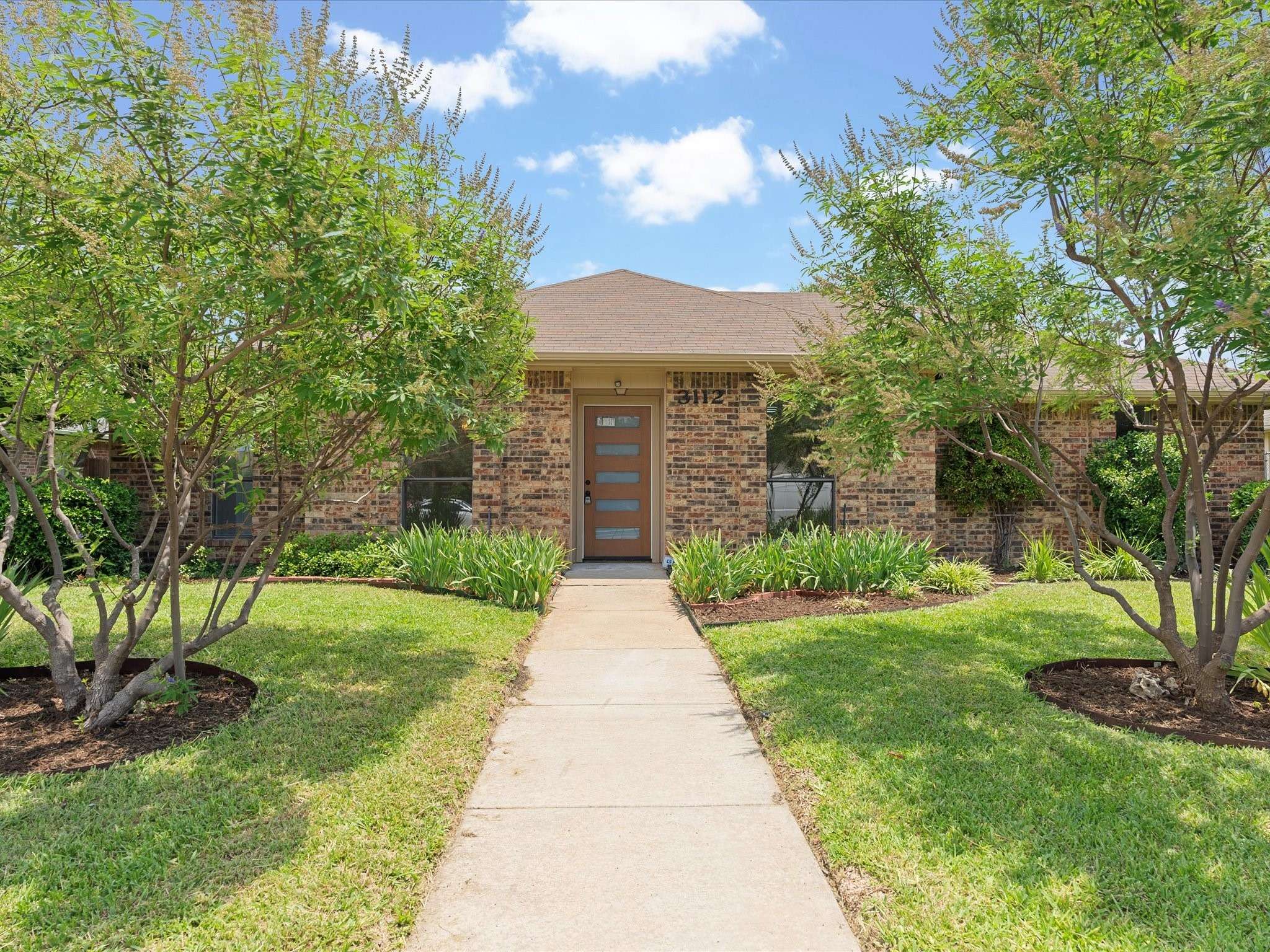 3112 Afton DR, Carrollton, TX 75007