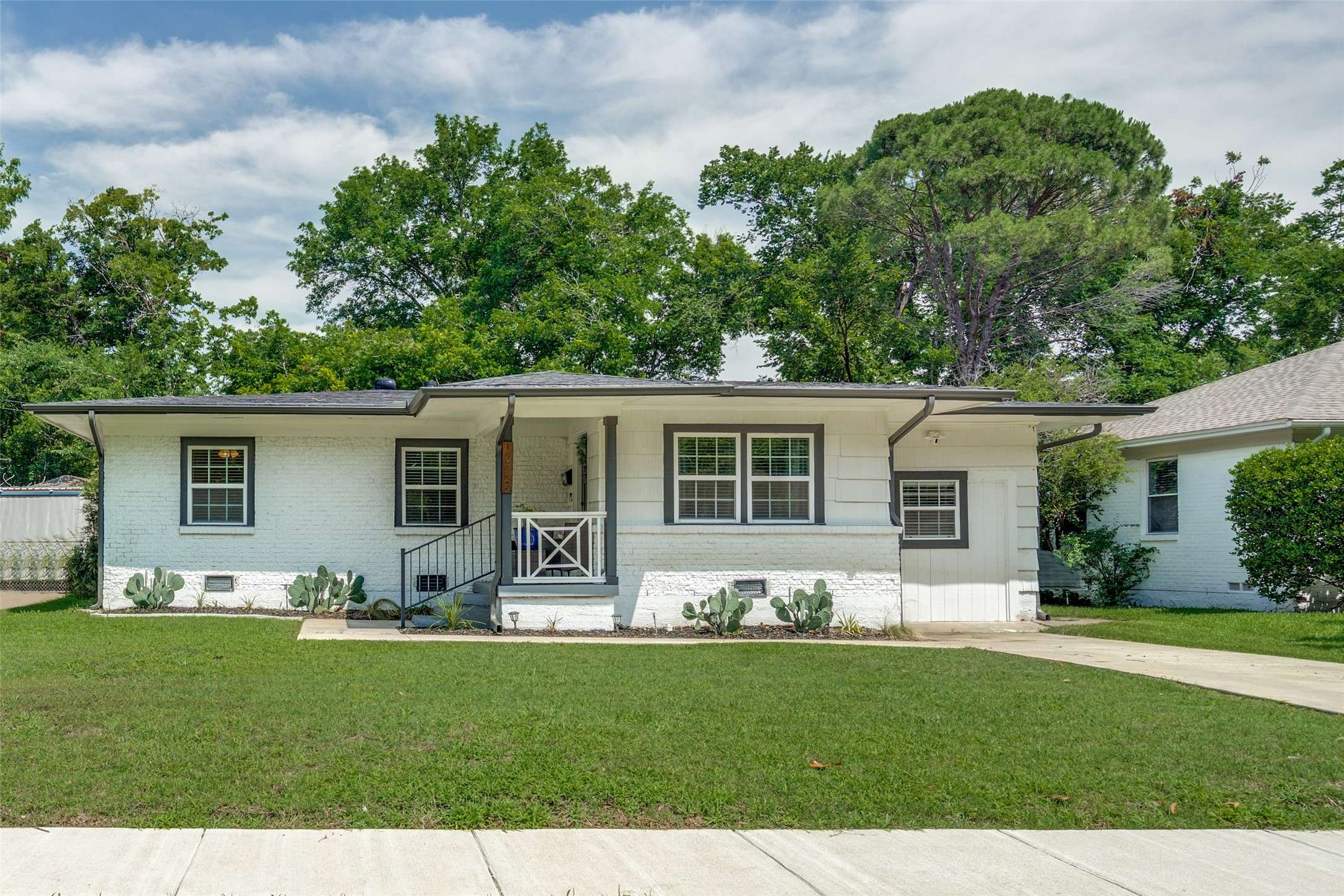 Dallas, TX 75228,10225 Pinecrest DR