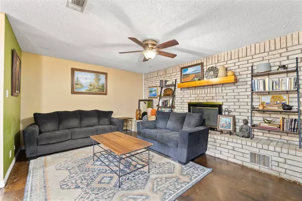 Brownwood, TX 76801,501 Valley View ST