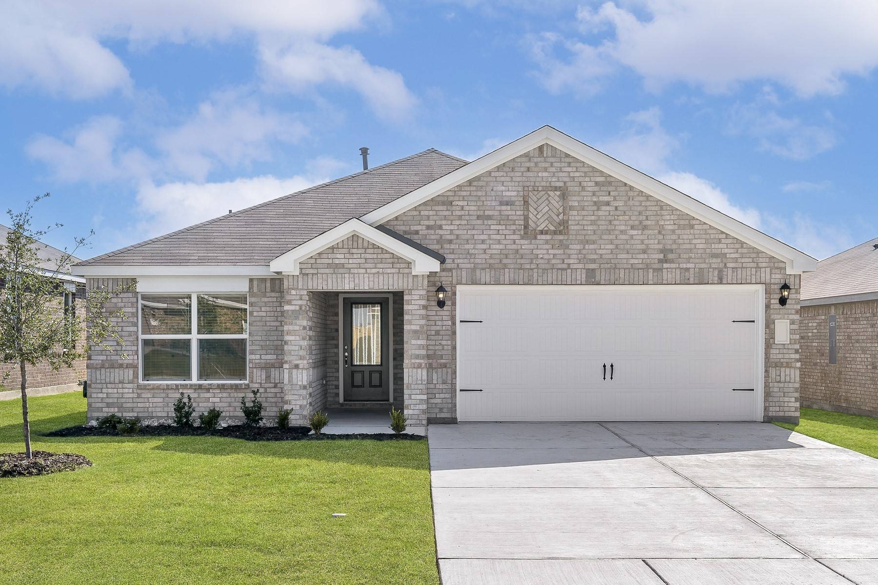 13413 Gitty Up CIR, Cresson, TX 76035