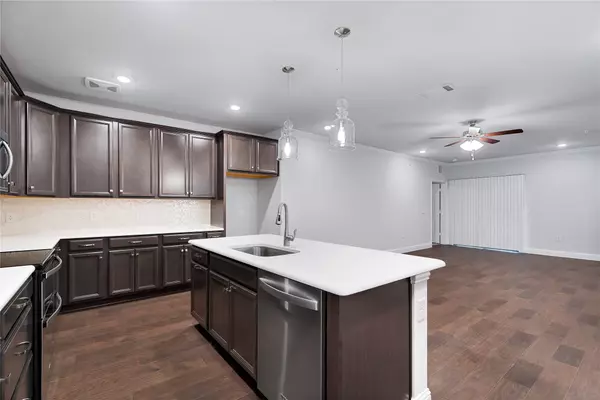 Allen, TX 75013,651 N Watters RD #3303