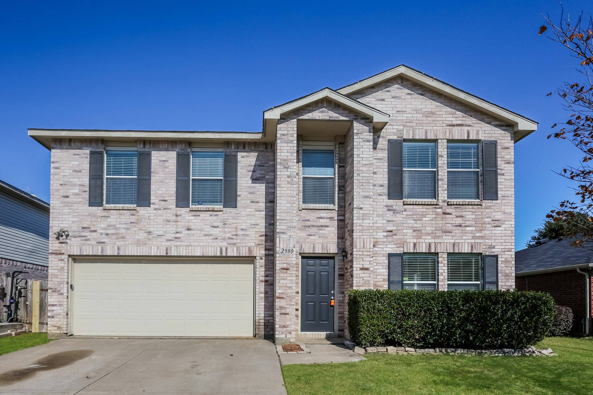 2980 Santa Sabina DR, Grand Prairie, TX 75052