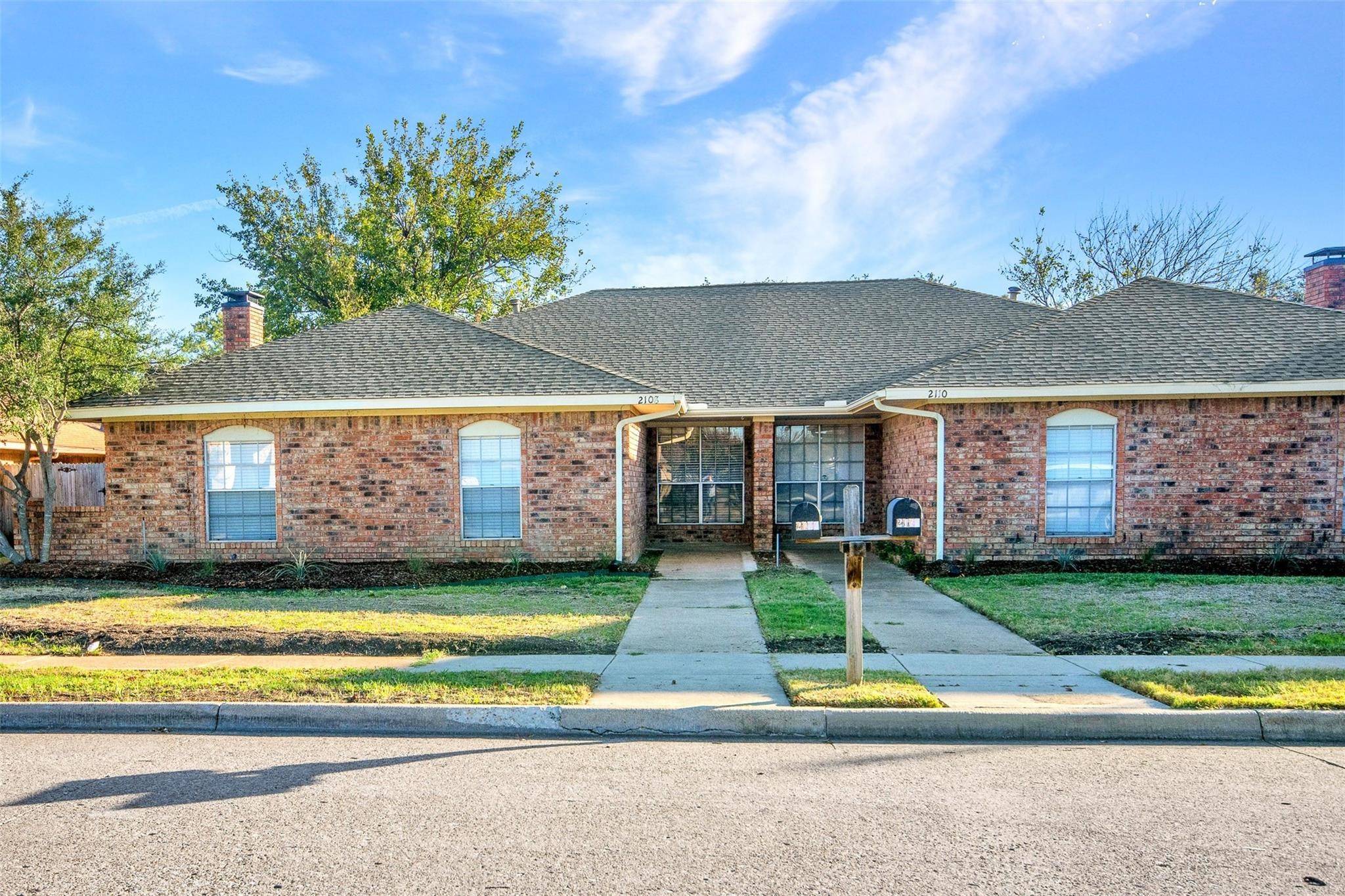 2110 Teakwood LN, Plano, TX 75075