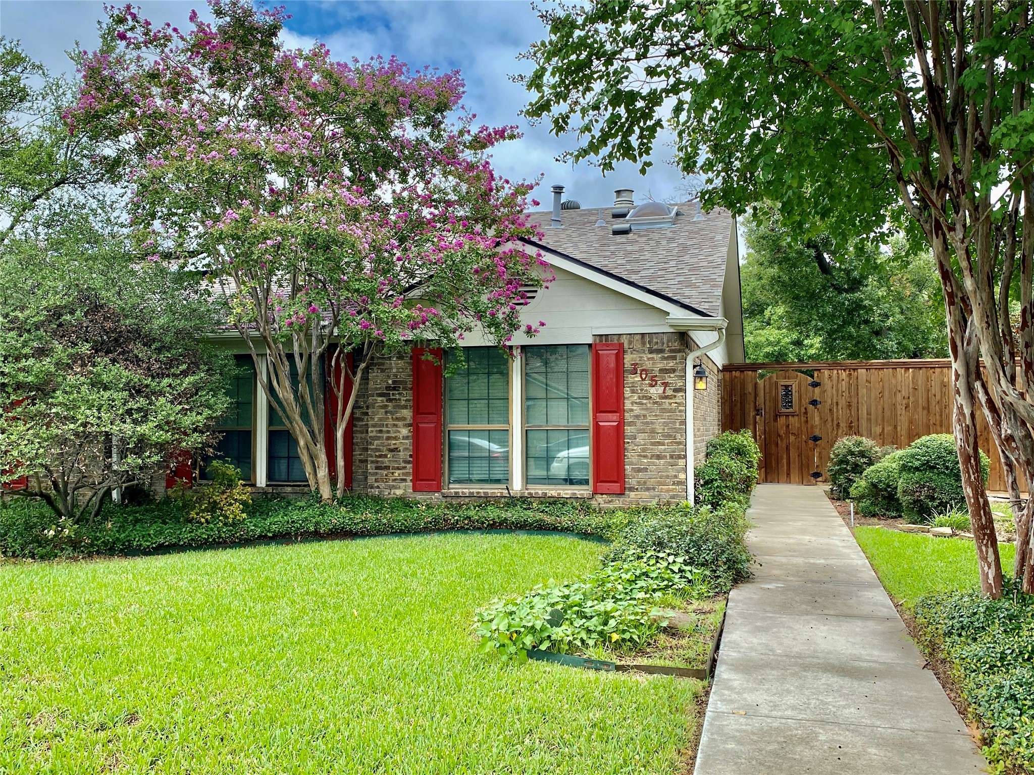 3057 Westforest DR, Dallas, TX 75229