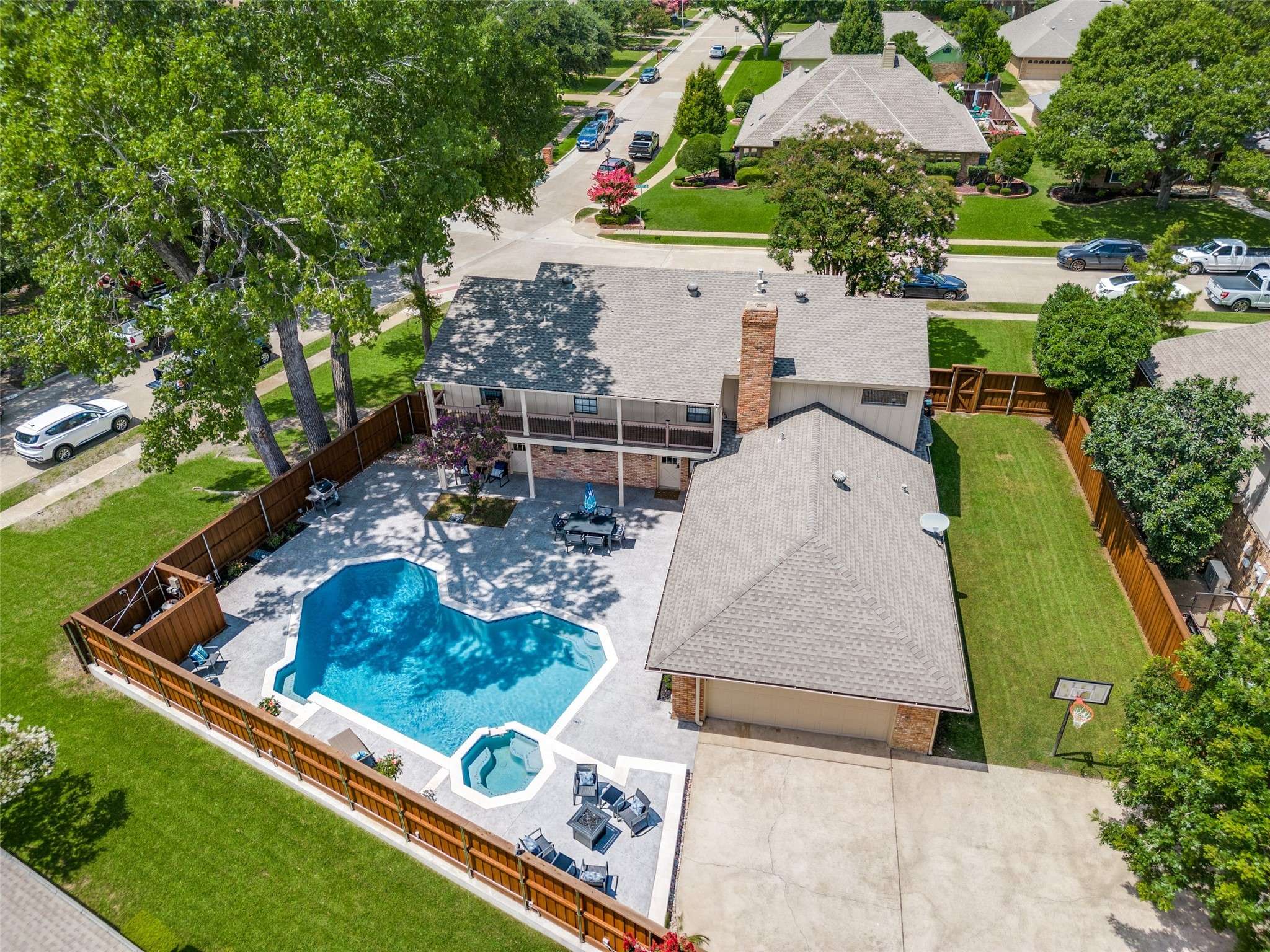 2162 Elkhurst DR, Plano, TX 75023