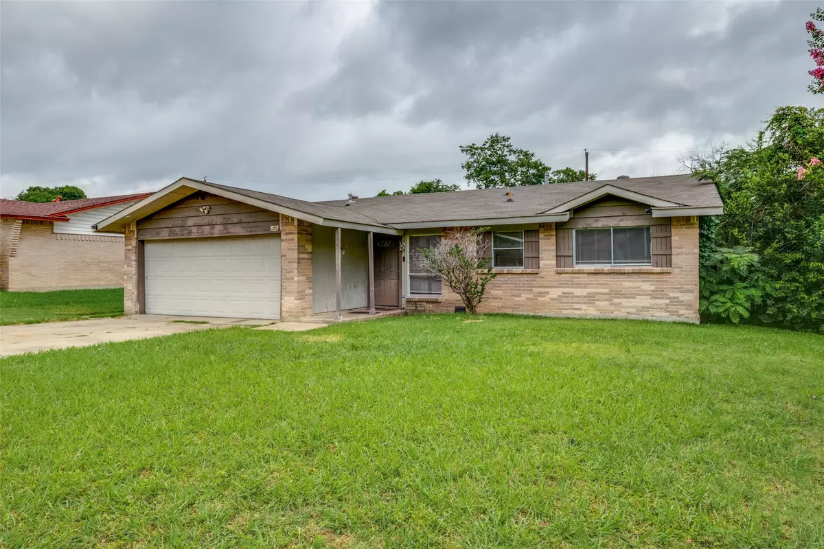 Dallas, TX 75232,619 Edgedale DR