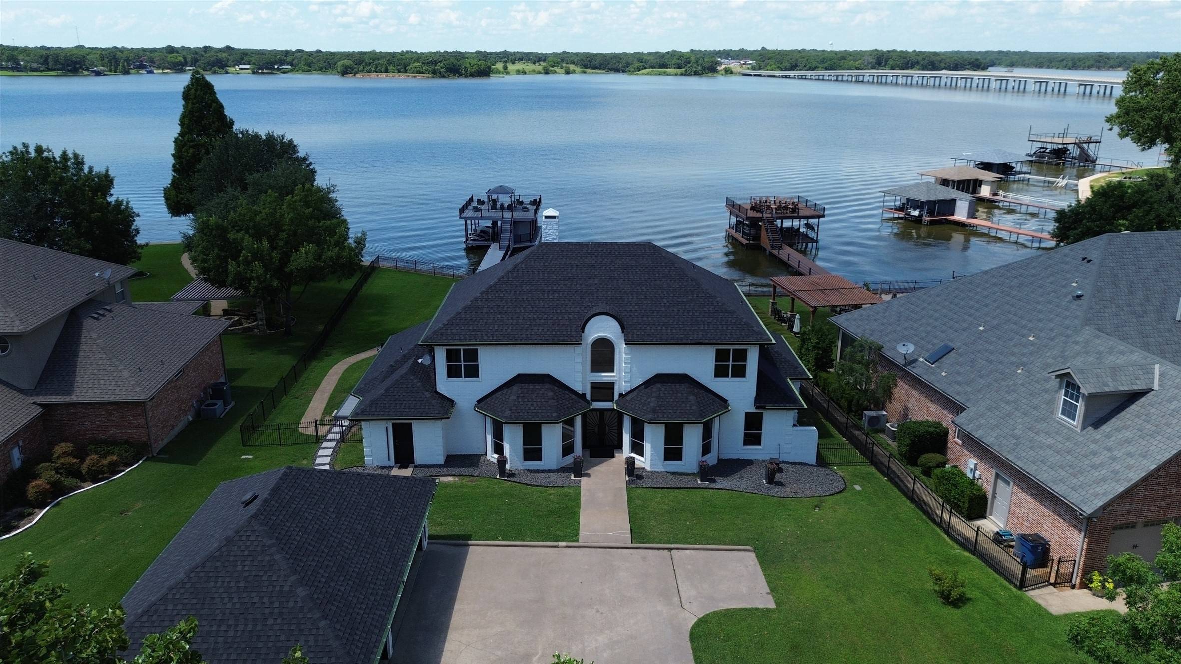 Malakoff, TX 75148,105 Lakeside DR