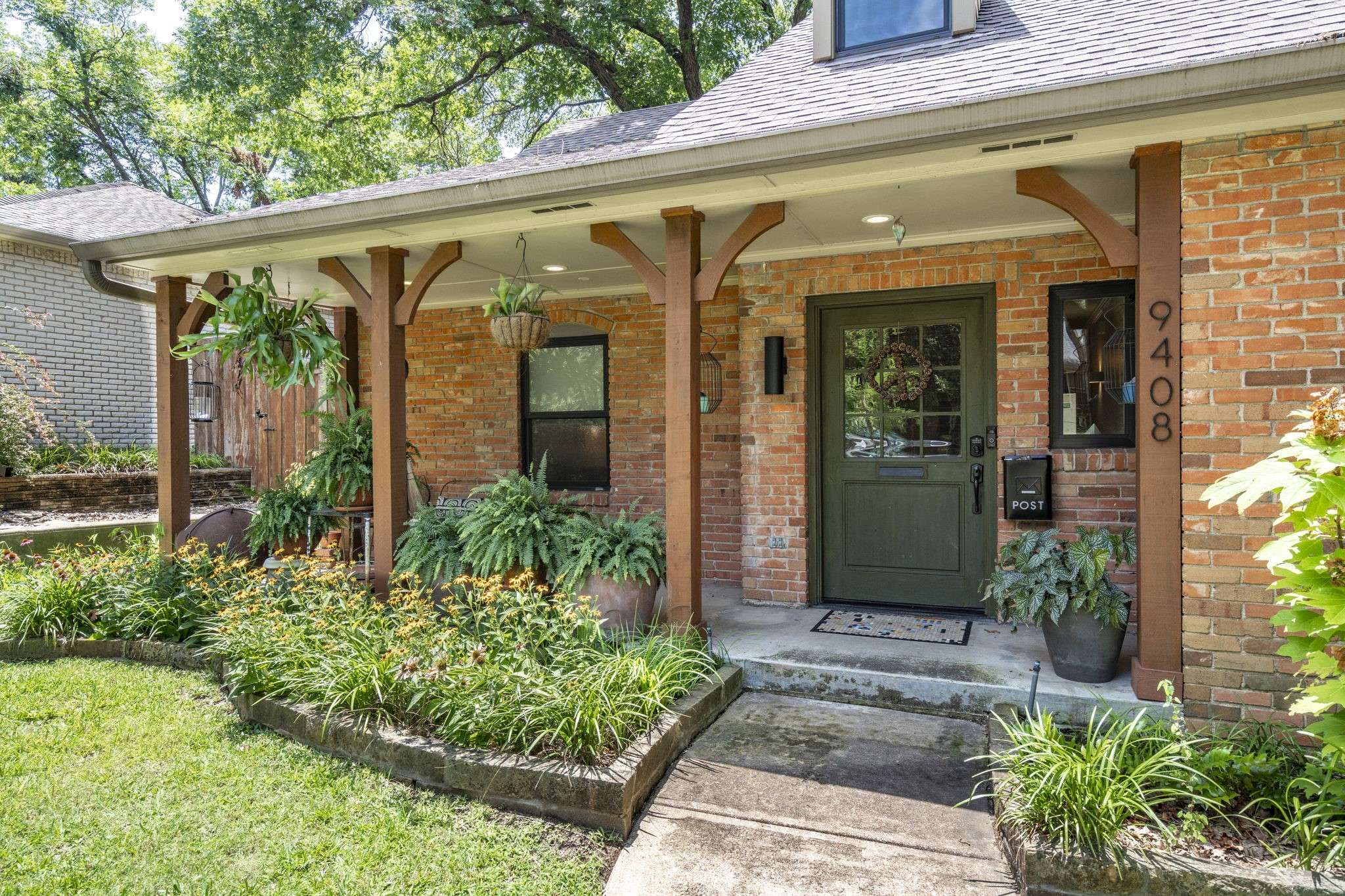Dallas, TX 75238,9408 Dartcrest DR