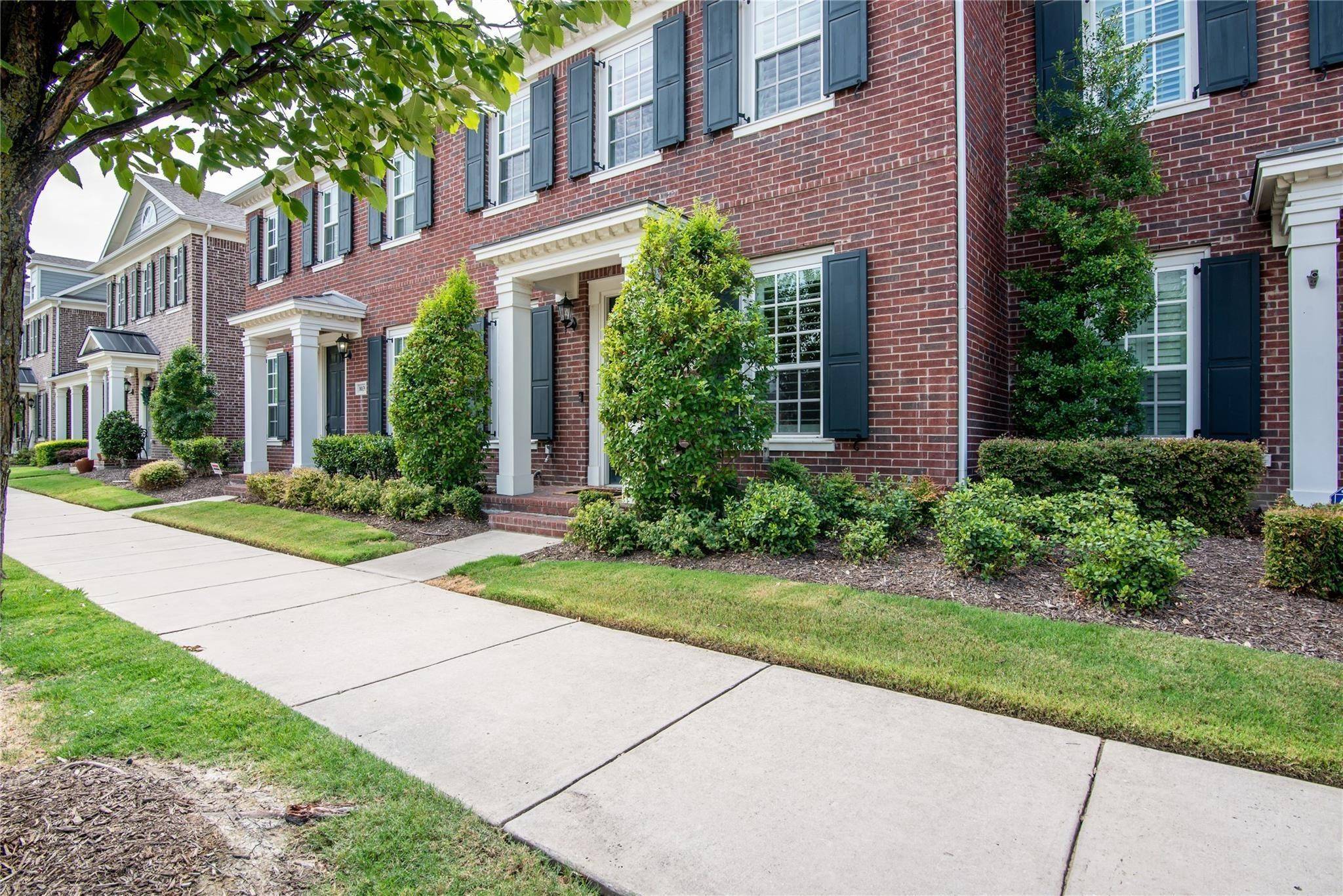 8047 Canal ST, Frisco, TX 75034