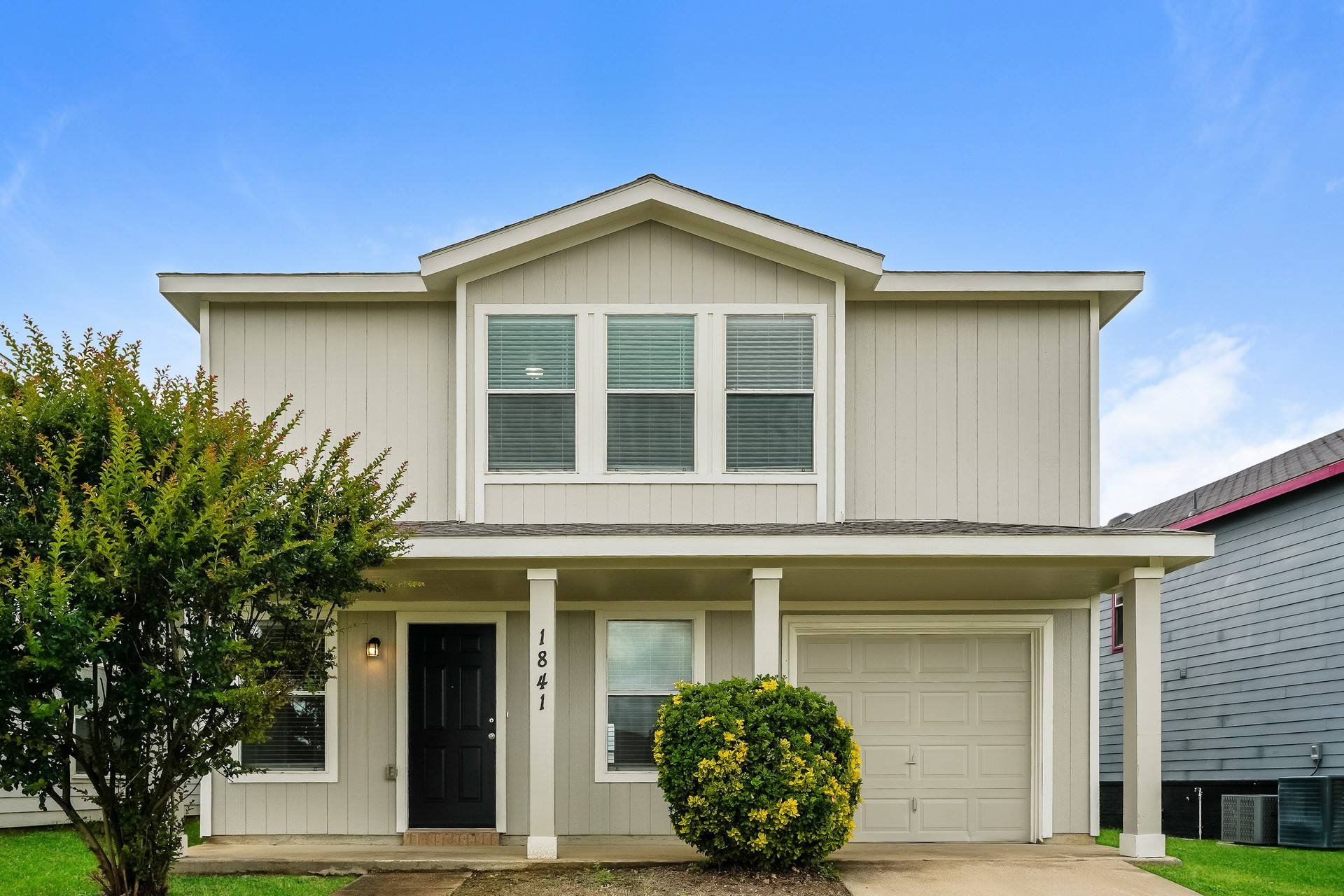 1841 Wickham DR, Burleson, TX 76028