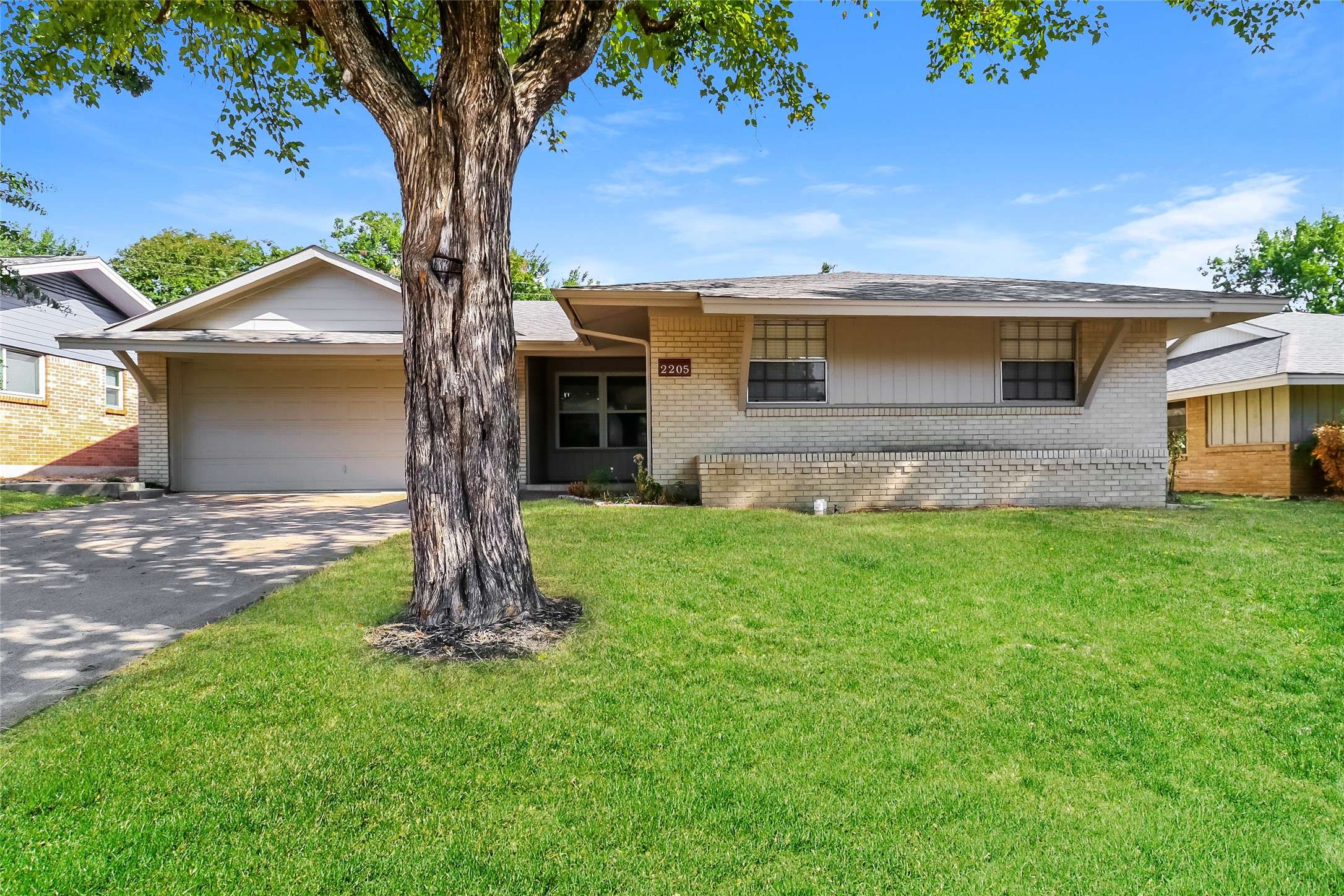 2205 Marvel DR, Irving, TX 75060